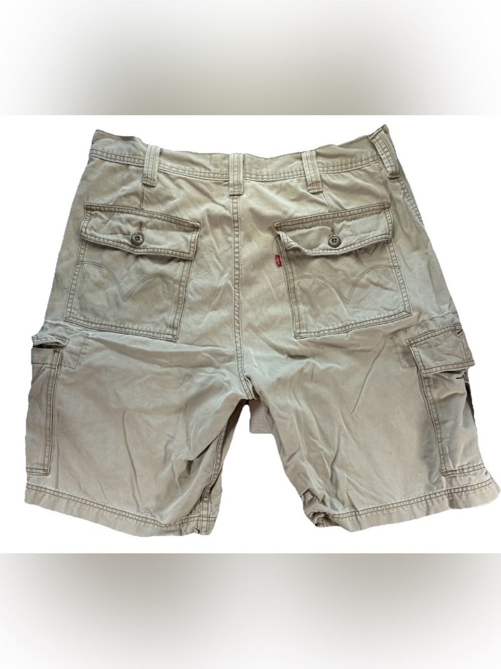 Vintage Levi's Cargo Shorts Men's 36 Beige Pockets Y2K Baggy Skater Surf Beach